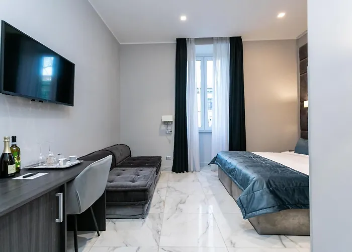 切萨雷卡瓦列里套房旅馆 4*