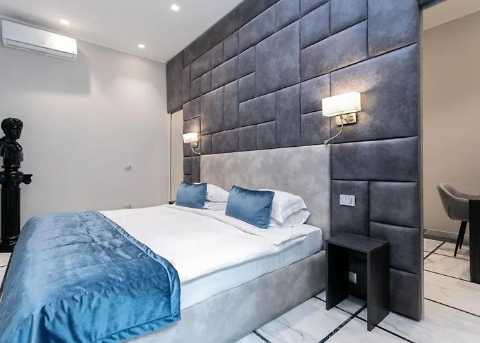 切萨雷卡瓦列里套房旅馆 4* 罗马