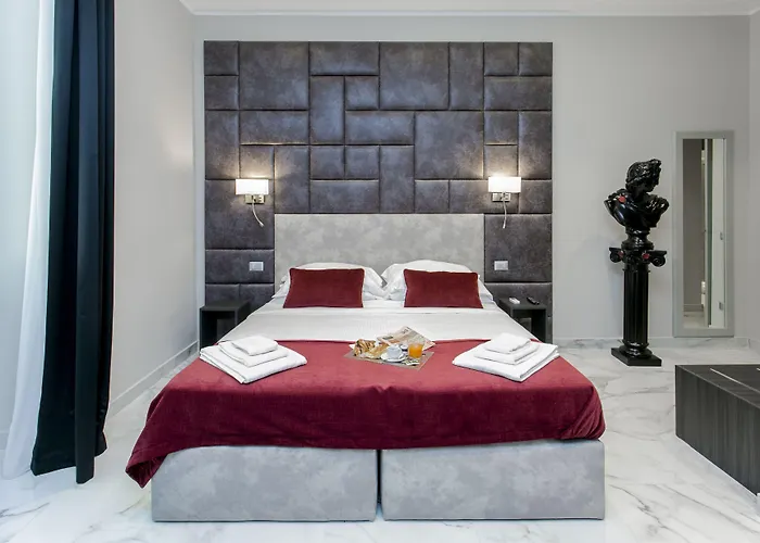 切萨雷卡瓦列里套房旅馆 4*