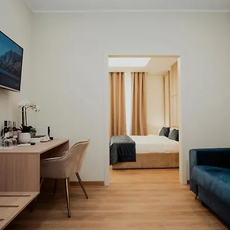 Cesare Ai Cavalieri Guest house